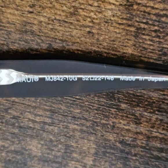 Maui Jim -- CHEETAH 5  (Mint Condition!!!) - Picture 5 of 6